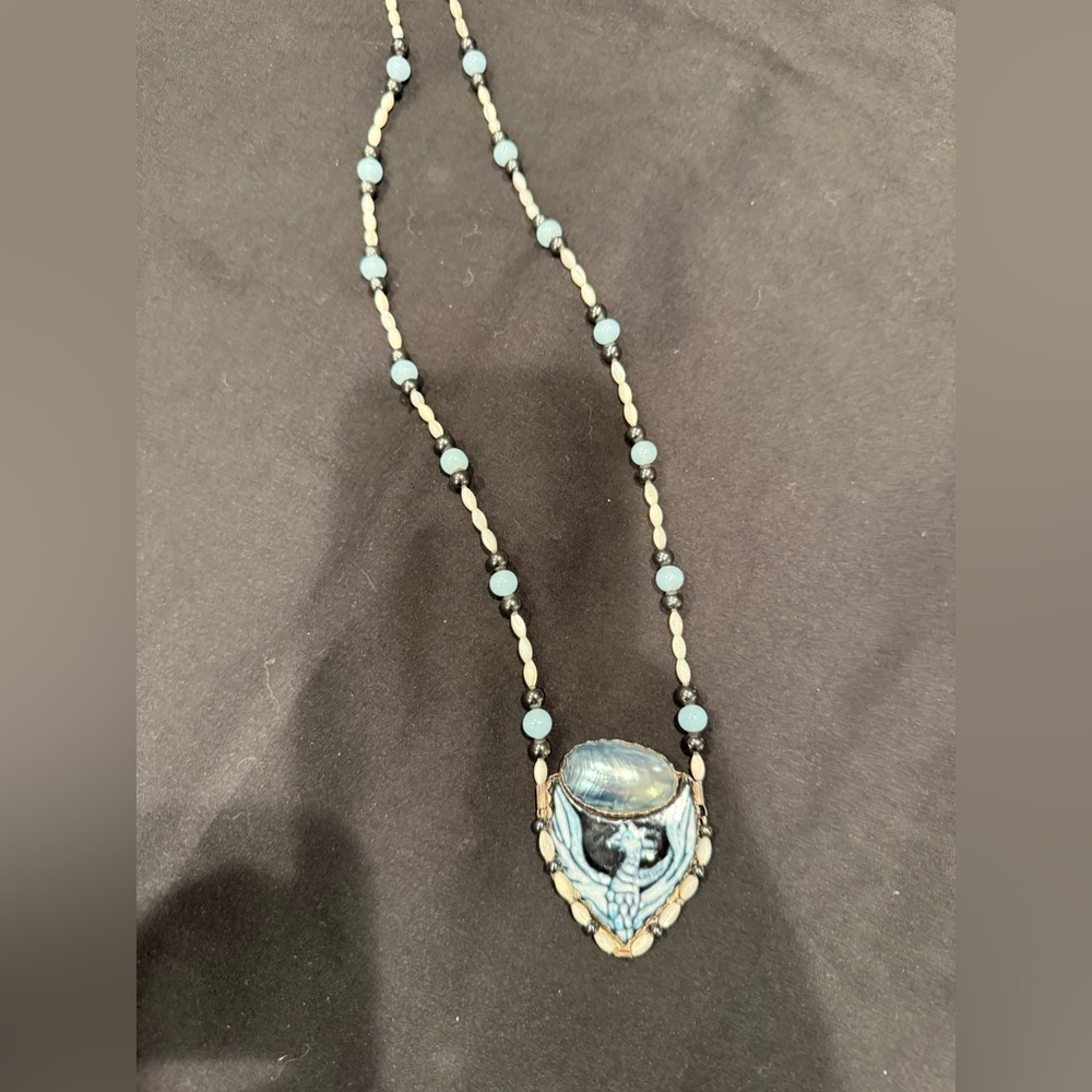 Vintage Phoenix Necklace – Handcrafted Navajo Artistry Glass and Black Pearl - Picture 5 of 16